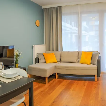 Like Апартаменты *